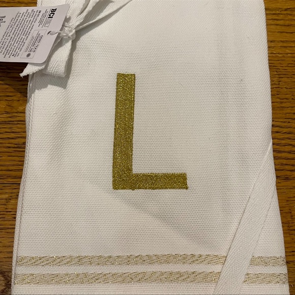 Williams Sonoma Set of Two Monogram Towels Letter ~ L - Picture 5 of 9